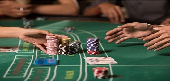 baccarat casino table chips